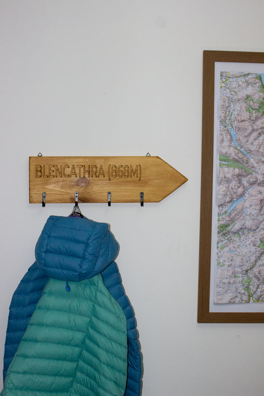 Family - Blencathra (868M)